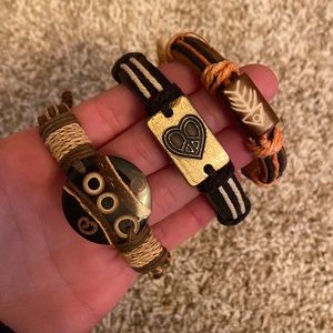 Woven earthy pull bracelets.